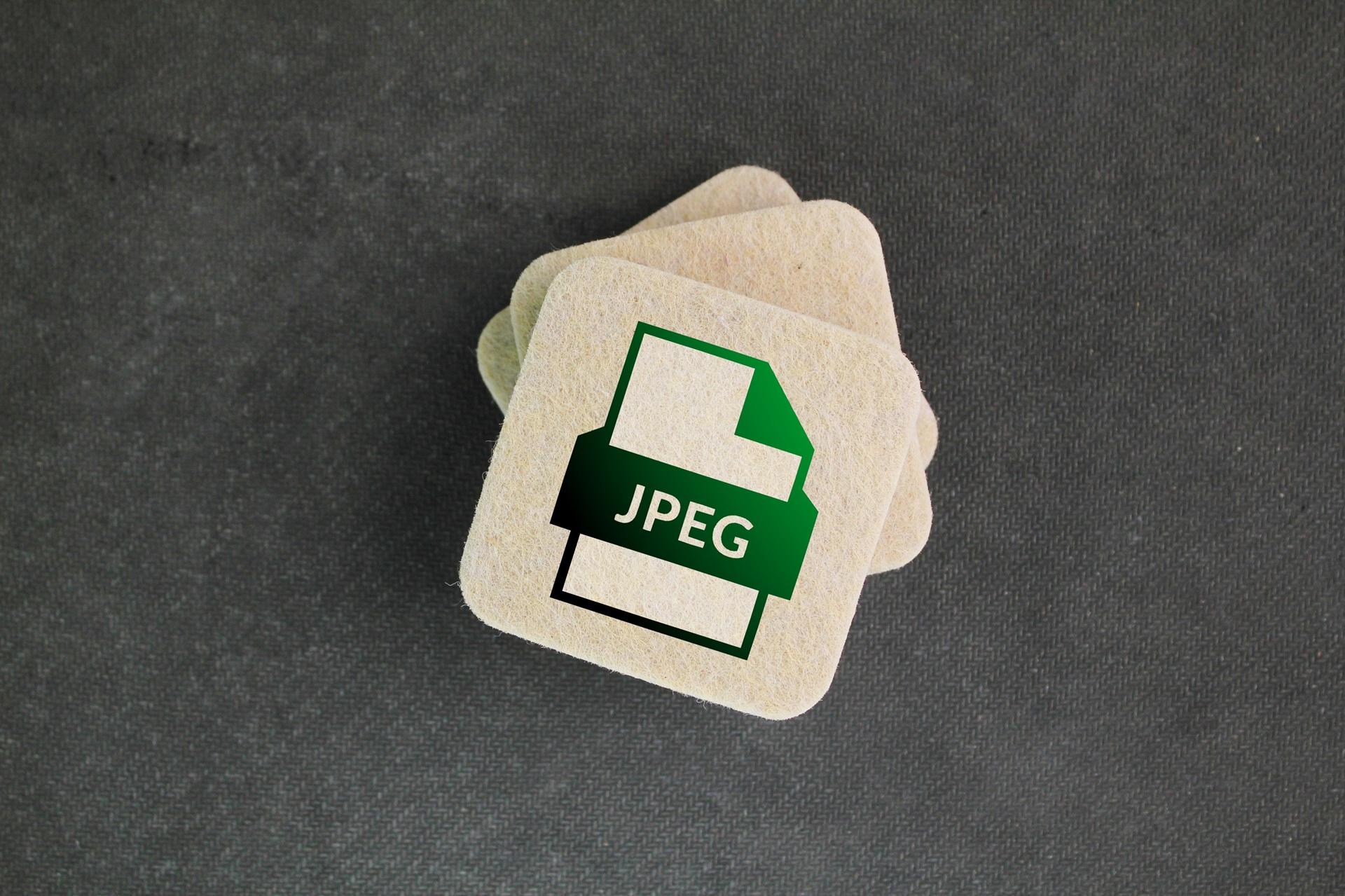 JPEG-Symbol auf Untersetzer | Super8 digitalisieren

